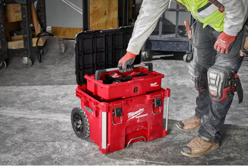 48-22-8427 Milwaukee Rolling Tool Box PACKOUT