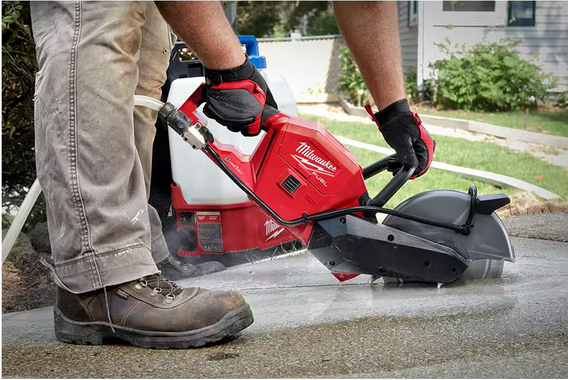 49-93-7025 Milwaukee 9" Diamond Premium Segmented Cutting Blade