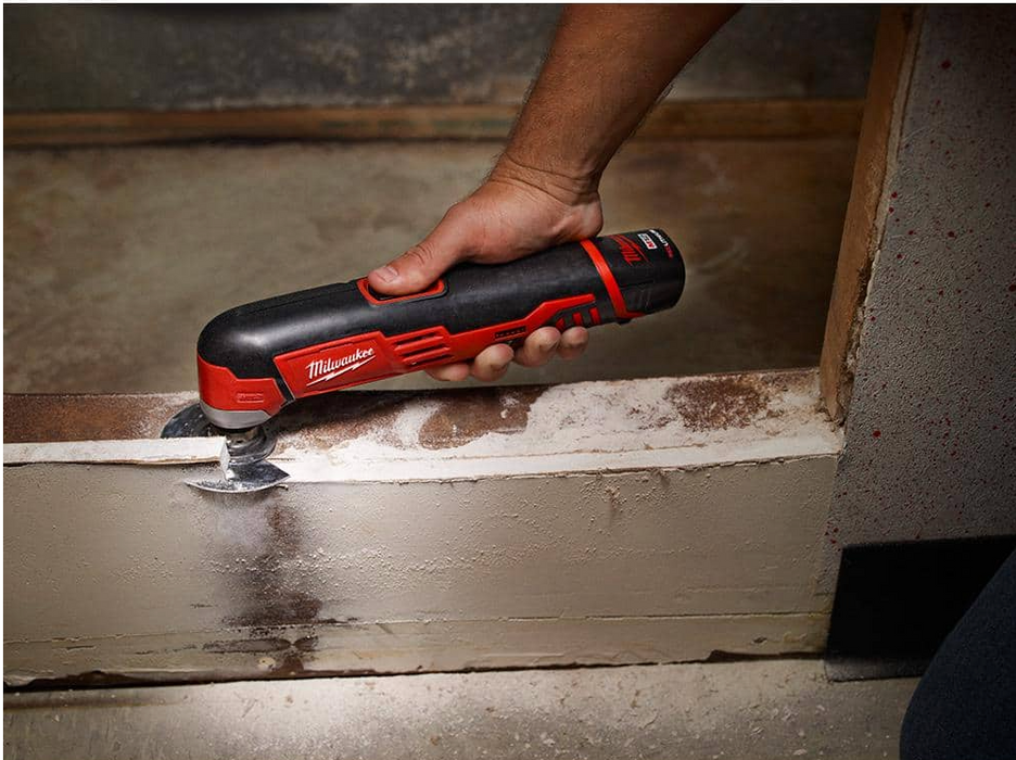 2426-20 Milwaukee M12 Oscillating Multi Tool (Tool Only)