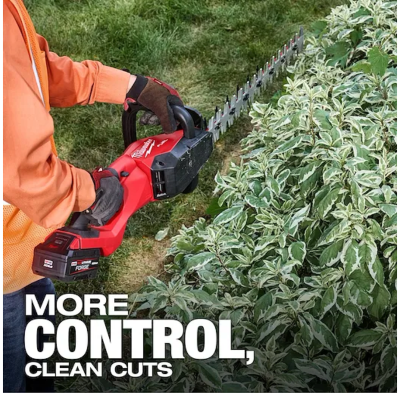 3033-20 Milwaukee M18 Fuel 24" Hedge Trimmer
