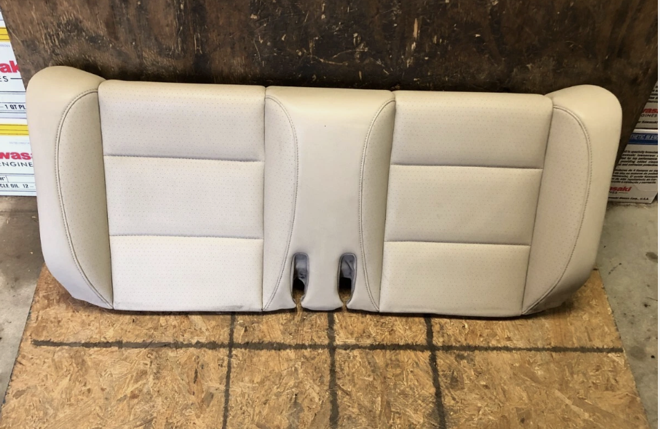 2010 VW EOS 2.0 TSI Parts Lot